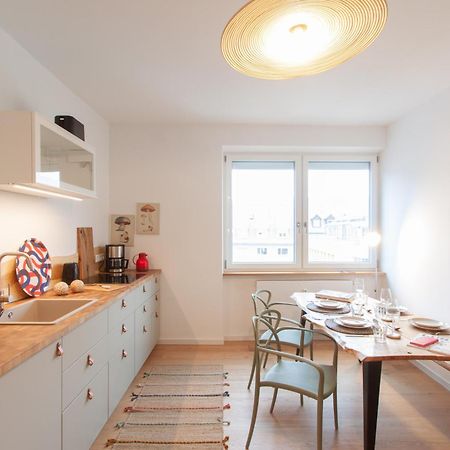 Juliusliving - Modernes Wohnen An Der Juliuspromenade Appartement Würzburg Buitenkant foto