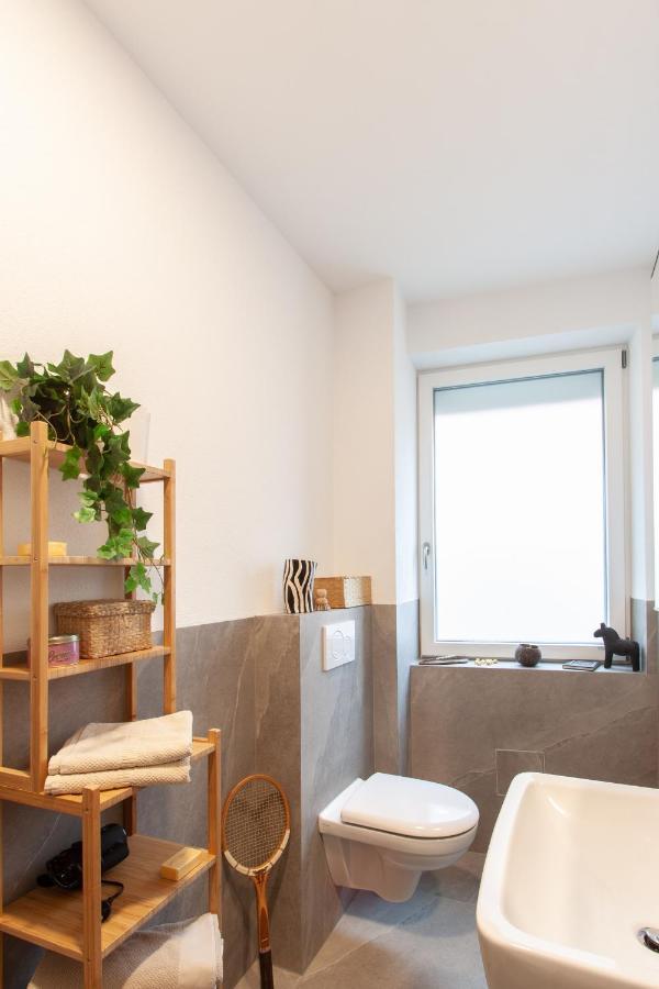Juliusliving - Modernes Wohnen An Der Juliuspromenade Appartement Würzburg Buitenkant foto